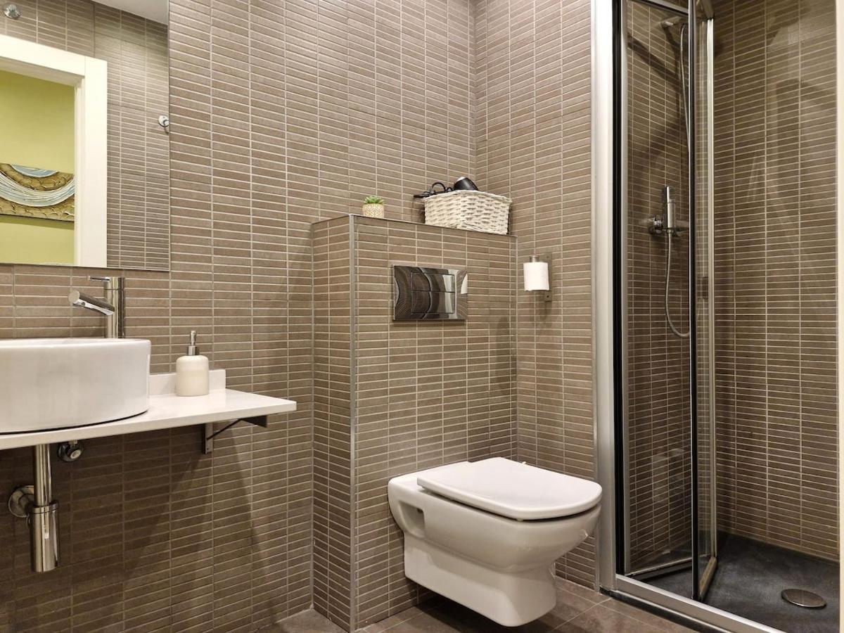 En El Centro Historico, Con El Encanto De Portales Apartment Logroño